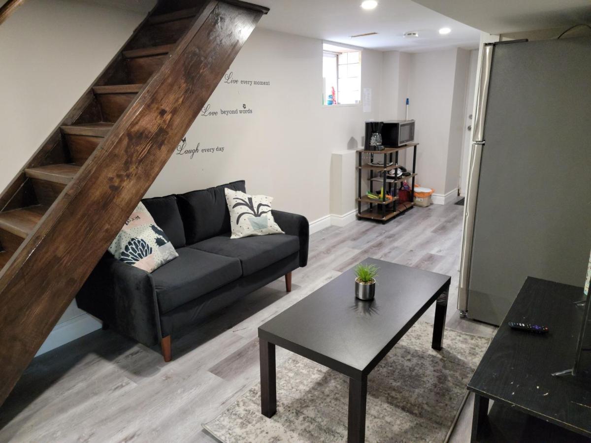 Gasthof Comfy Private Unit Toronto